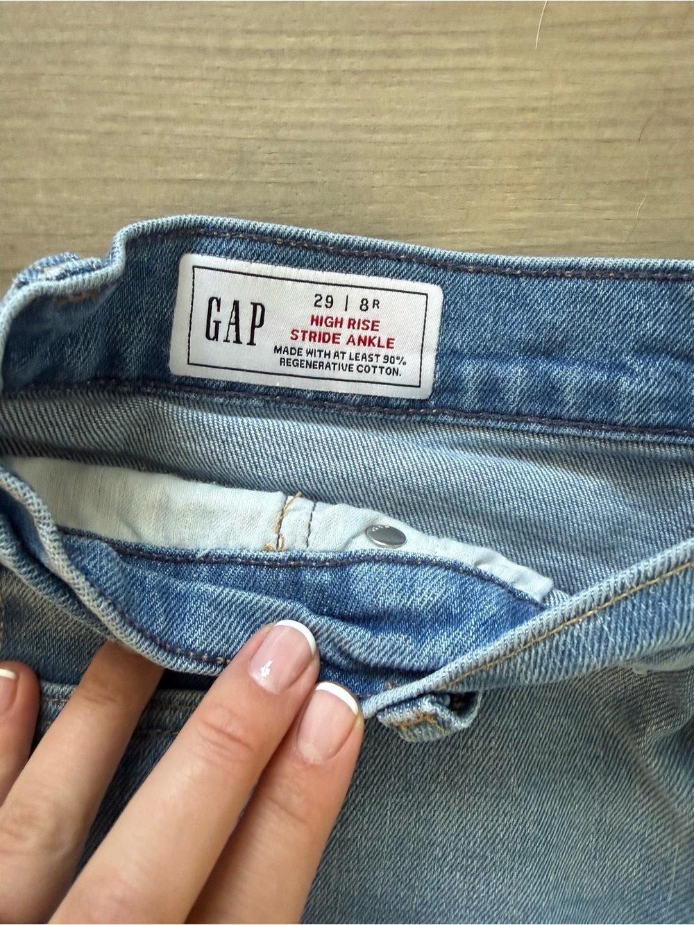 GAP High Rise Stride Ankle Light Blue Denim Jeans Size 8 $40 - Picture 2 of 3
